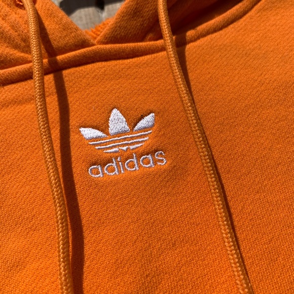 Crop adidas sweater - Picture 3 of 4